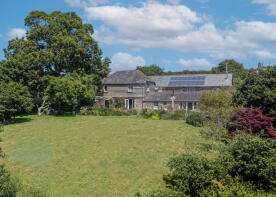 Broome Court, Dartmouth TQ6 0LD