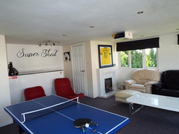 Family Room/Summerho