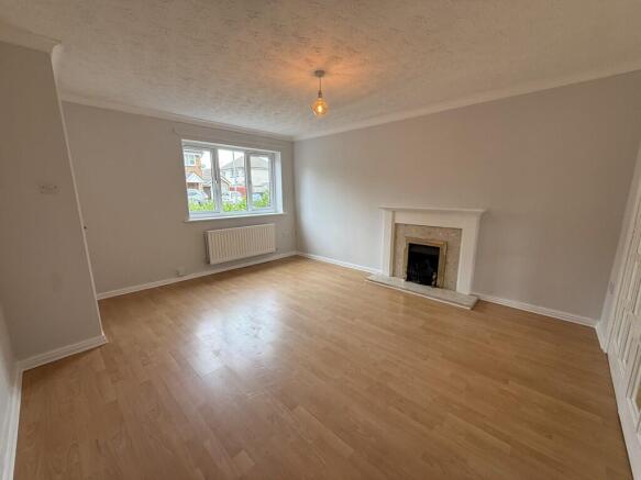 Kingswood Crescent, Middlewich photo 4