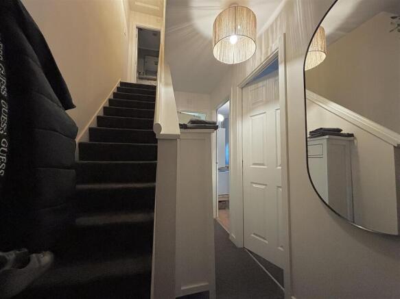 2 bed Duplex to rent Image 9
