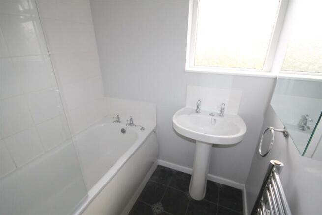 Bathroom.JPG