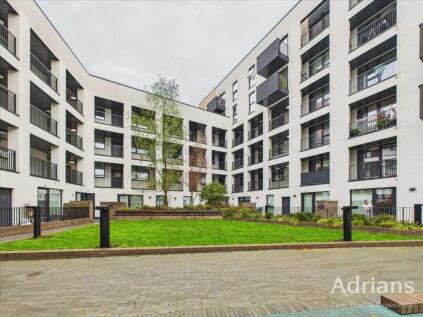 Newcombe Court, CM1