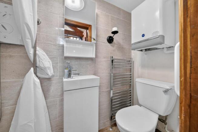 2 bed House for sale Image 11