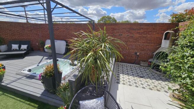 Thornfield Way, Aslockton, Nottingham photo 4