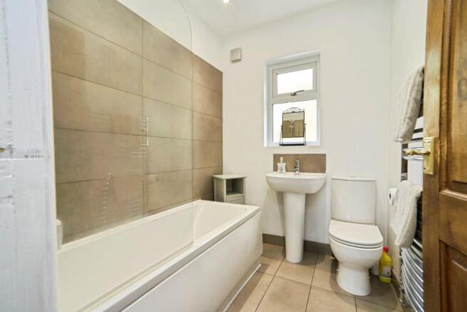 2 bed Detached Bungalow for sale Image 12