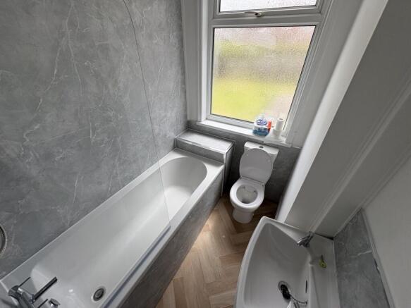 2 bed Bungalow for sale Image 8