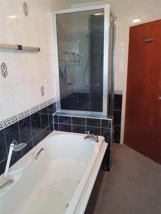 Bathroom/wc