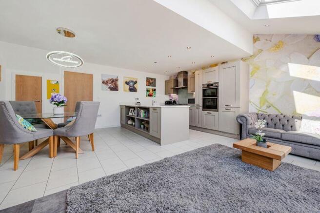 Kitchen/Diner/Family Room