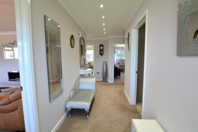 entrance hall.JPG