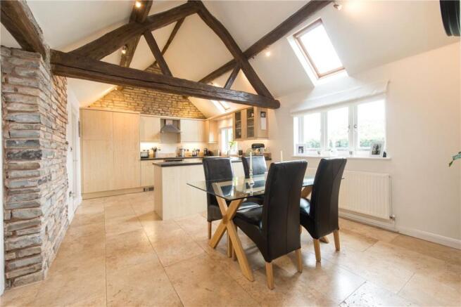 Kitchen/Dining Room