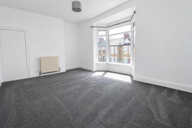 3 bed Terraced for sale Image 11