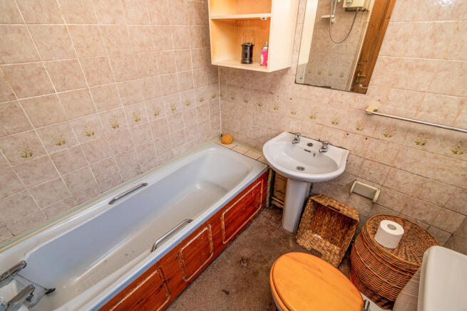 Bathroom/Wc