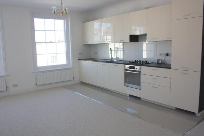 Kitchen / Living ...