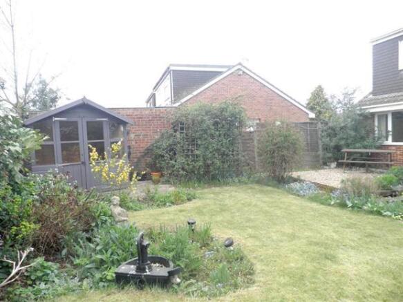 Photo 11