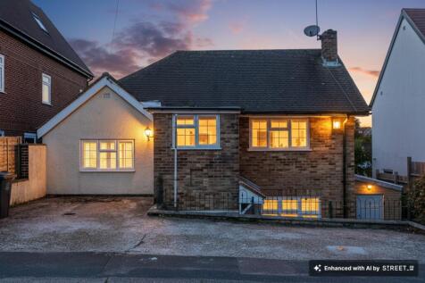 Fairdene Road, Coulsdon, CR5