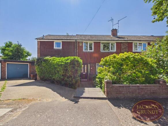 Bradden Close