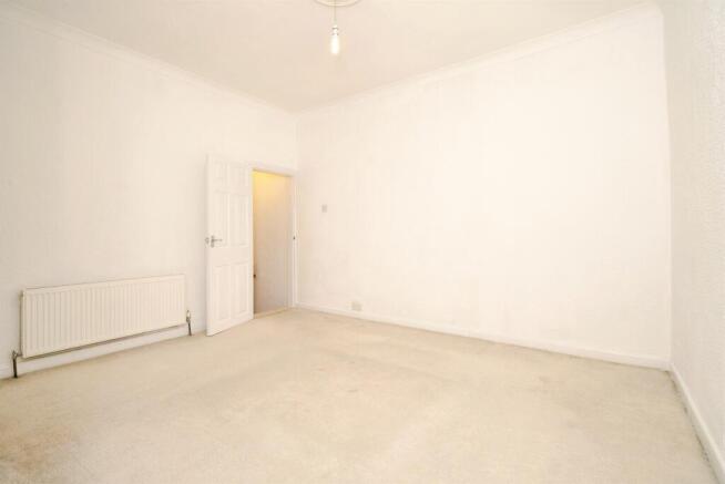 2 bed Terraced for sale Image 9
