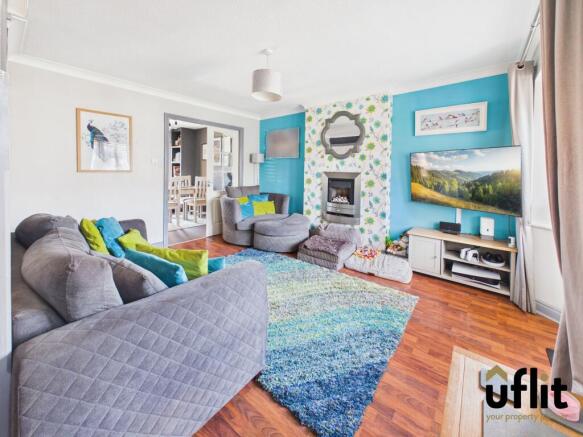 3 bed Town House for sale Image 6