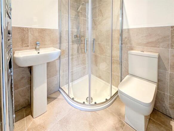 3 bed Bungalow for sale Image 11