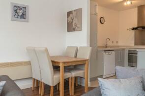 20, 2 Camden House, Grey Street, Ashton-under-lyne OL6 6XF