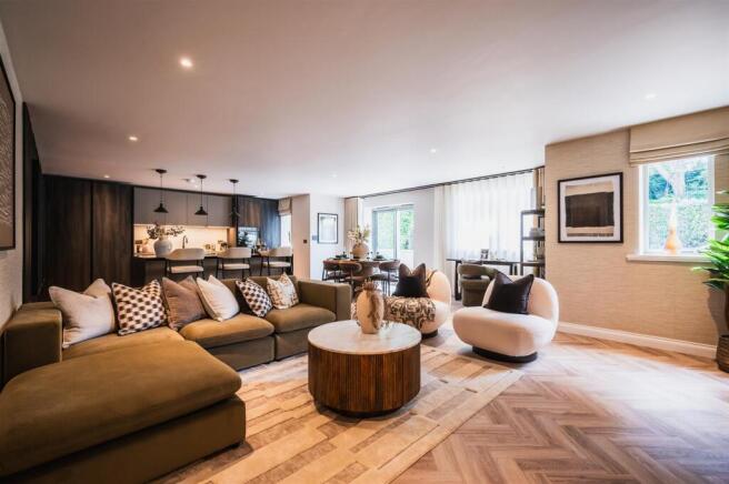 2 bed Apartment for sale Image 5