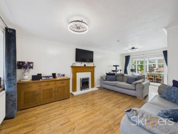 Broadhurst Drive, Kennington, TN24 photo 3