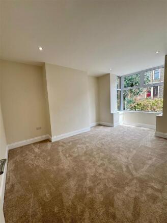 WhatsApp Image 2026-04-01 at 15.33.21 (1).jpeg