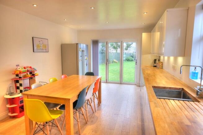 Kitchen / Diner