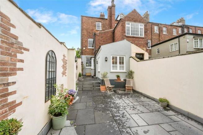 4 bed End of Terrace for sale Image 10