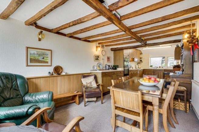 Kitchen diner