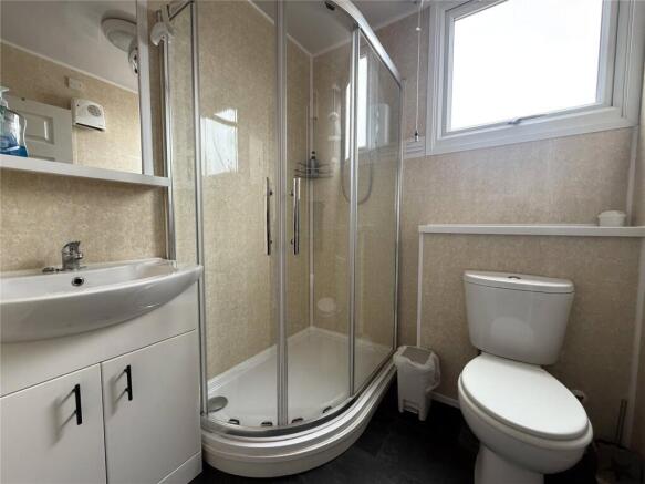 3 bed Bungalow for sale Image 7