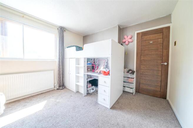 4 bed Detached for sale Image 6