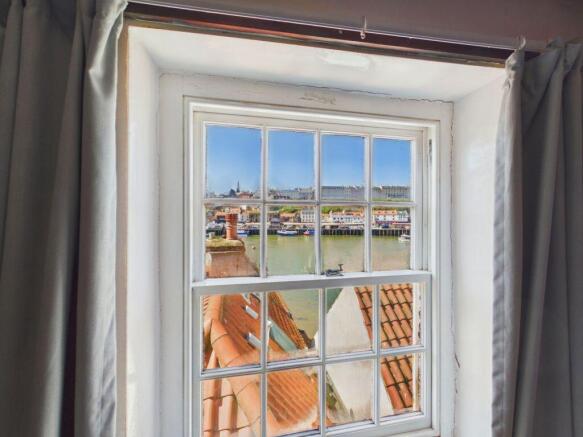 4 bed Cottage for sale Image 7