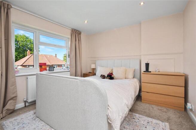 3 bed Semi-Detached for sale Image 6