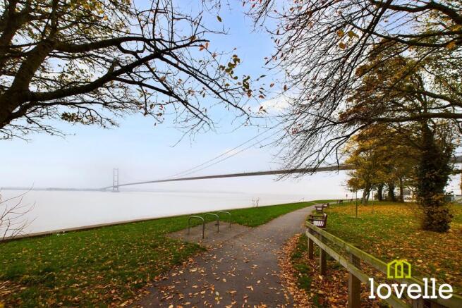 2 bed Apartment for sale Image 11