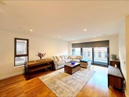 Flat 2/1, 7, Bath Street, Glasgow G2 1HS