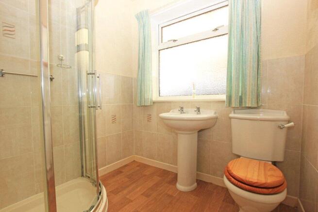 2 bed Semi-Detached Bungalow for sale Image 8