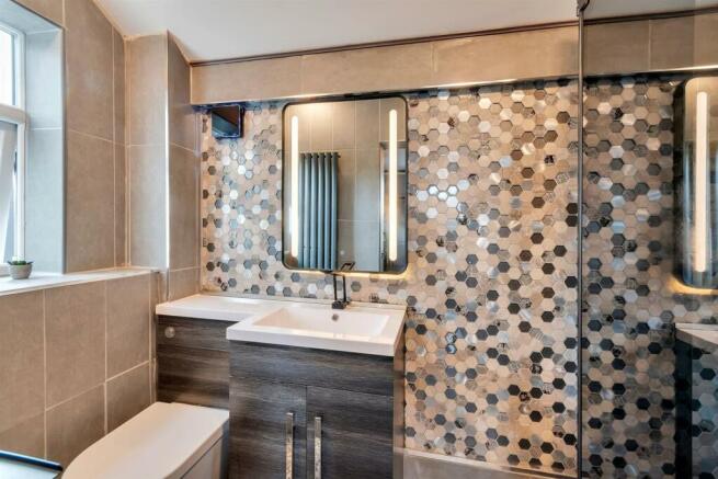 Second En Suite