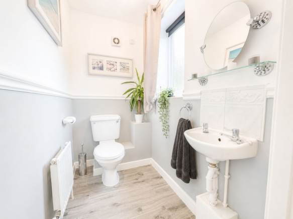 3 bed Town House for sale Image 10