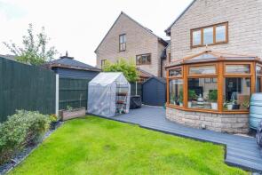 17, Fareham Close, Preston PR5 4JX