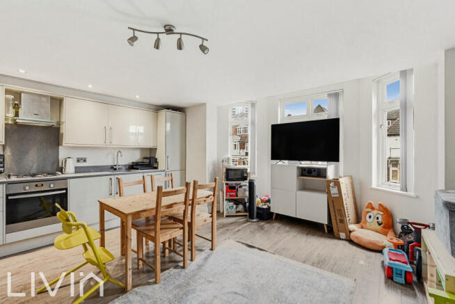 CHATSWORTH ROAD,53,6 -7-2