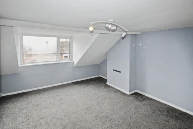 3 bed Terraced for sale Image 9