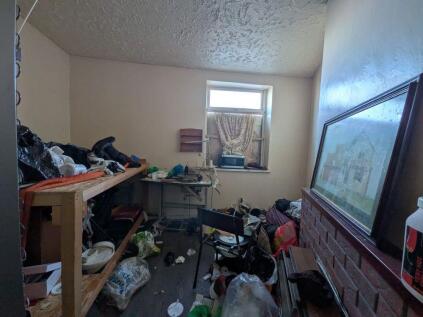 21, Arctic Parade Bradford, BD7 3EY