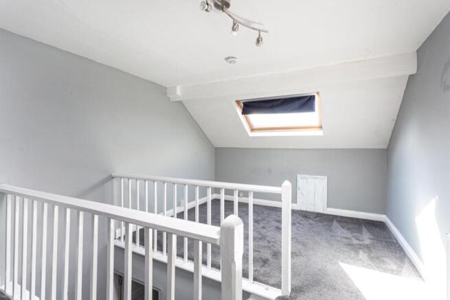 3 bed Terraced for sale Image 11