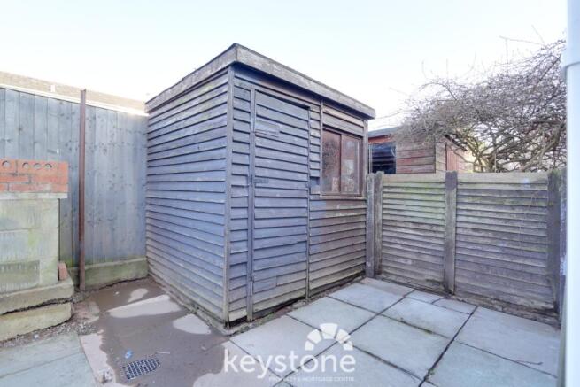 8 Bodnant Grove-13