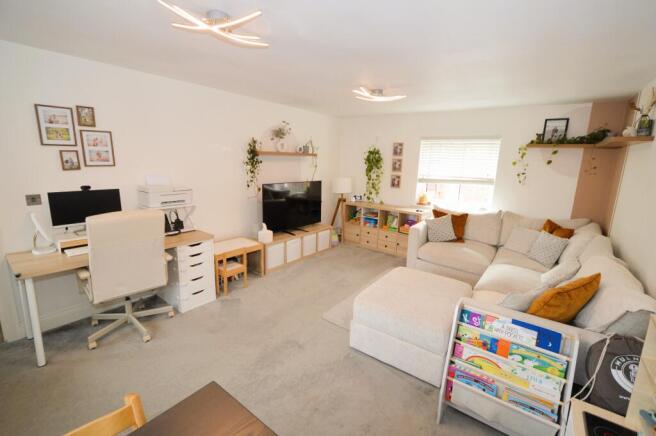 Lounge/dining room