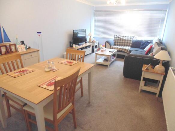 Lounge/Diner