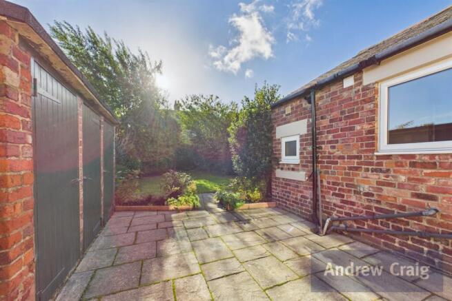 Oakfield Terrace, Gosforth photo 3