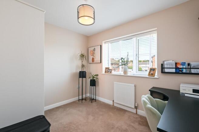 3 bed Detached to rent Image 10