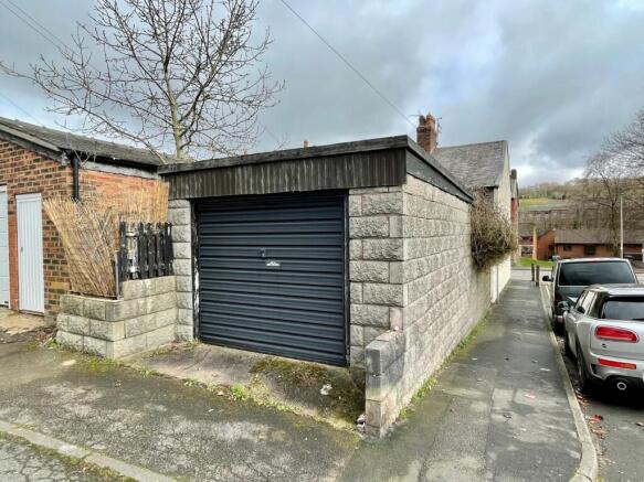 Detached Garage